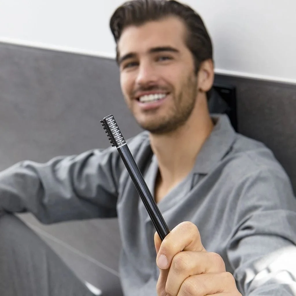 Piuma Zubní kartáček s aktivním uhlím Soft 1 ks Perfect Black
