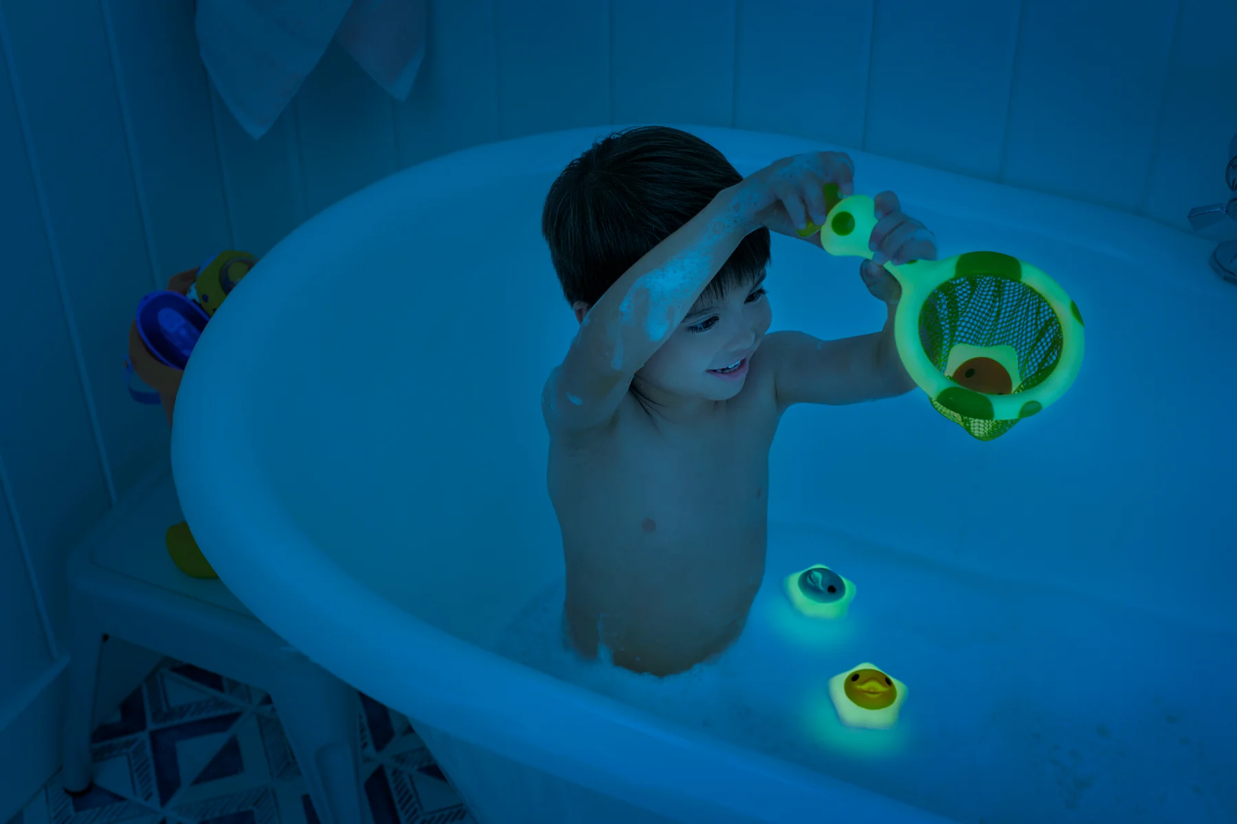 Munchkin Svítící síťka do vody s hvězdičkami 12m+ 1 ks