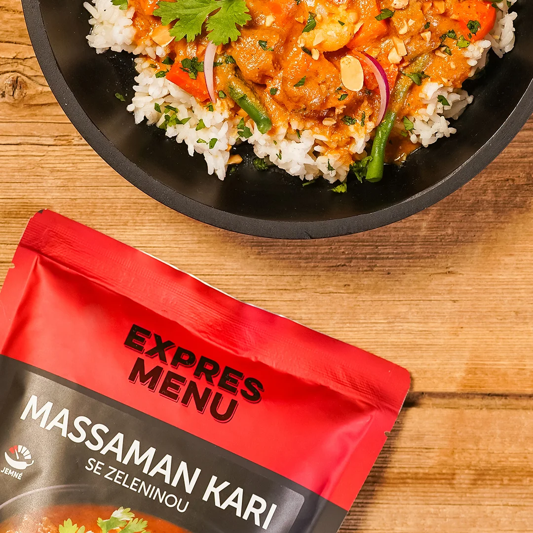 EXPRES MENU Massaman kari - Zeleninové thajské kari 600 g (2 porce)