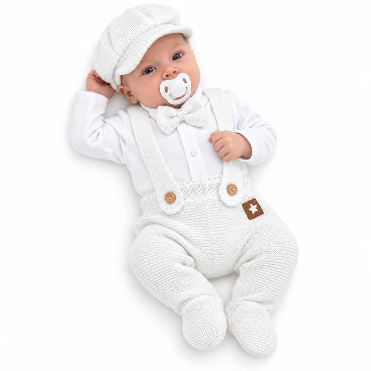 Baby Nellys Pletená souprava Gentleman 3D, body, polodupačky s láclem, čepička, bílá, 62