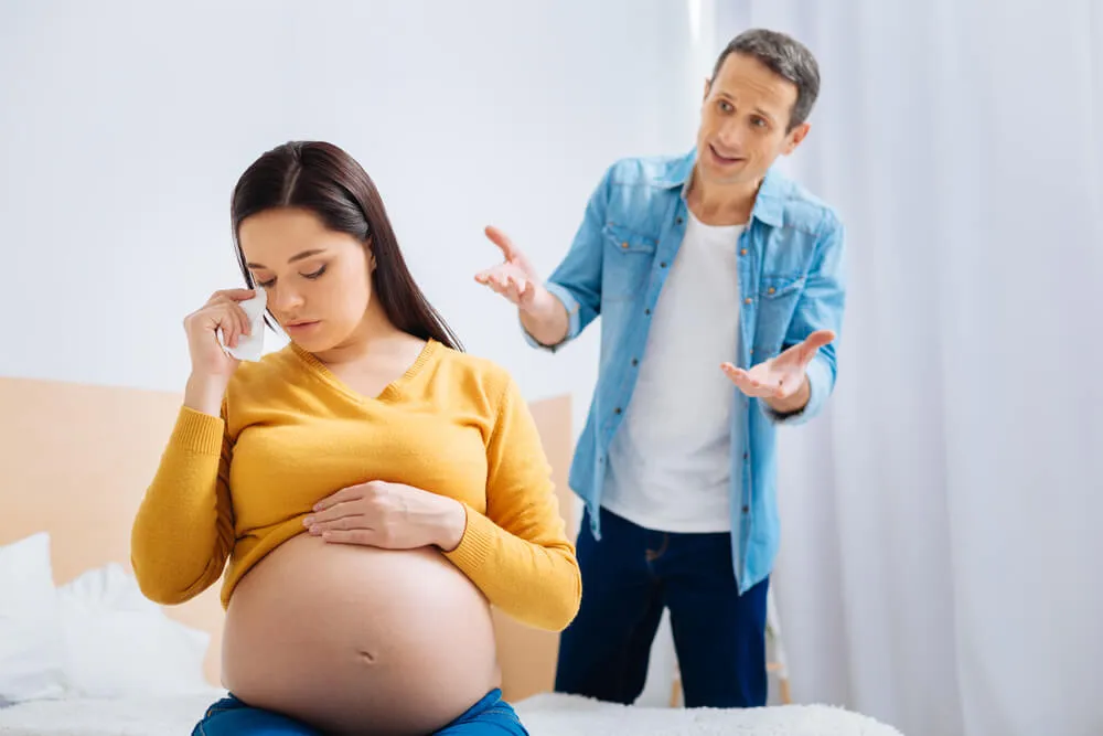 Nadměrný stres v těhotenství může negativně ovlivnit nenarozené dítě.
