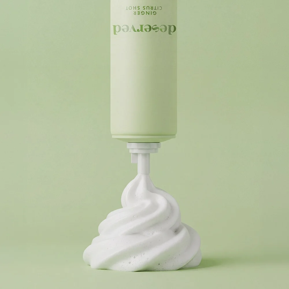 Deserved Whipped shower foam Ginger Citrus Shot sprchová pěna 250 ml