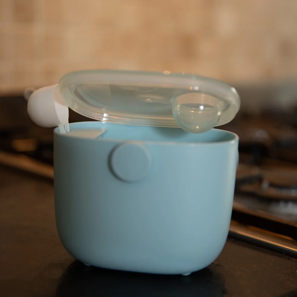 Bo Jungle dávkovač sušeného mléka B-Nomadic Powder Blue