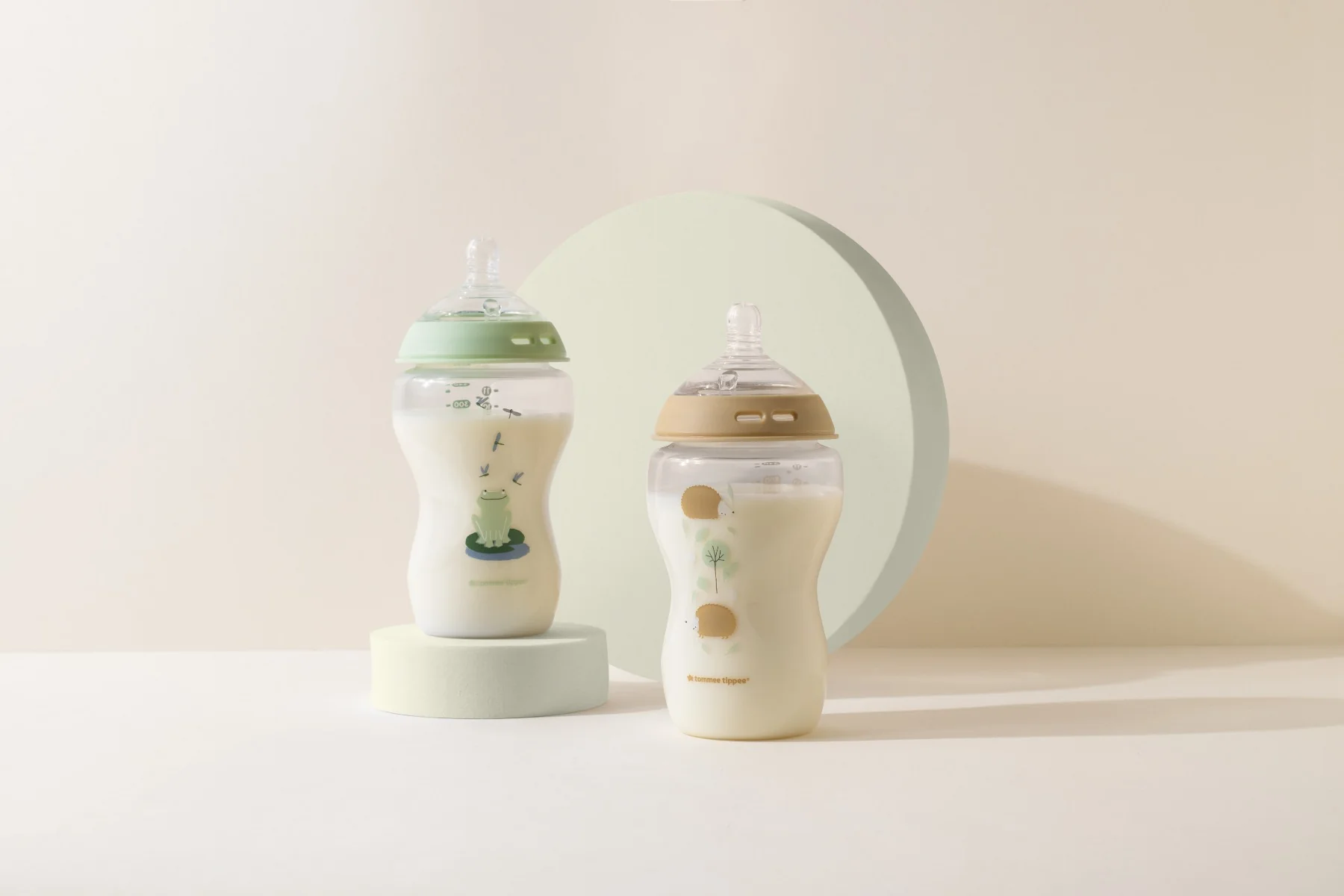 Tommee Tippee Natural Start Samosterilizační kojenecká lahev s Anti-colic savičkou Střední průtok 3m+ 340 ml 2 ks ježek