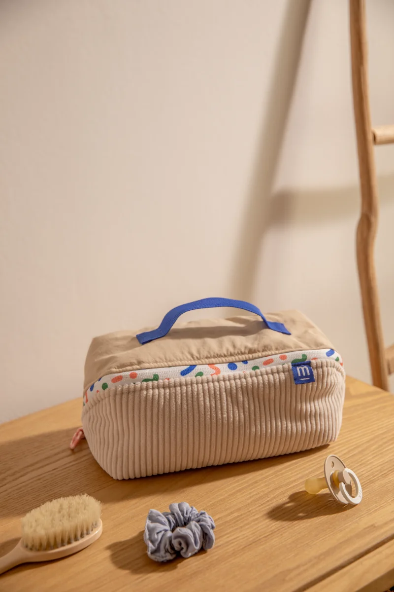 Mustela Newborn kosmetická taštička s produkty péče o miminko 