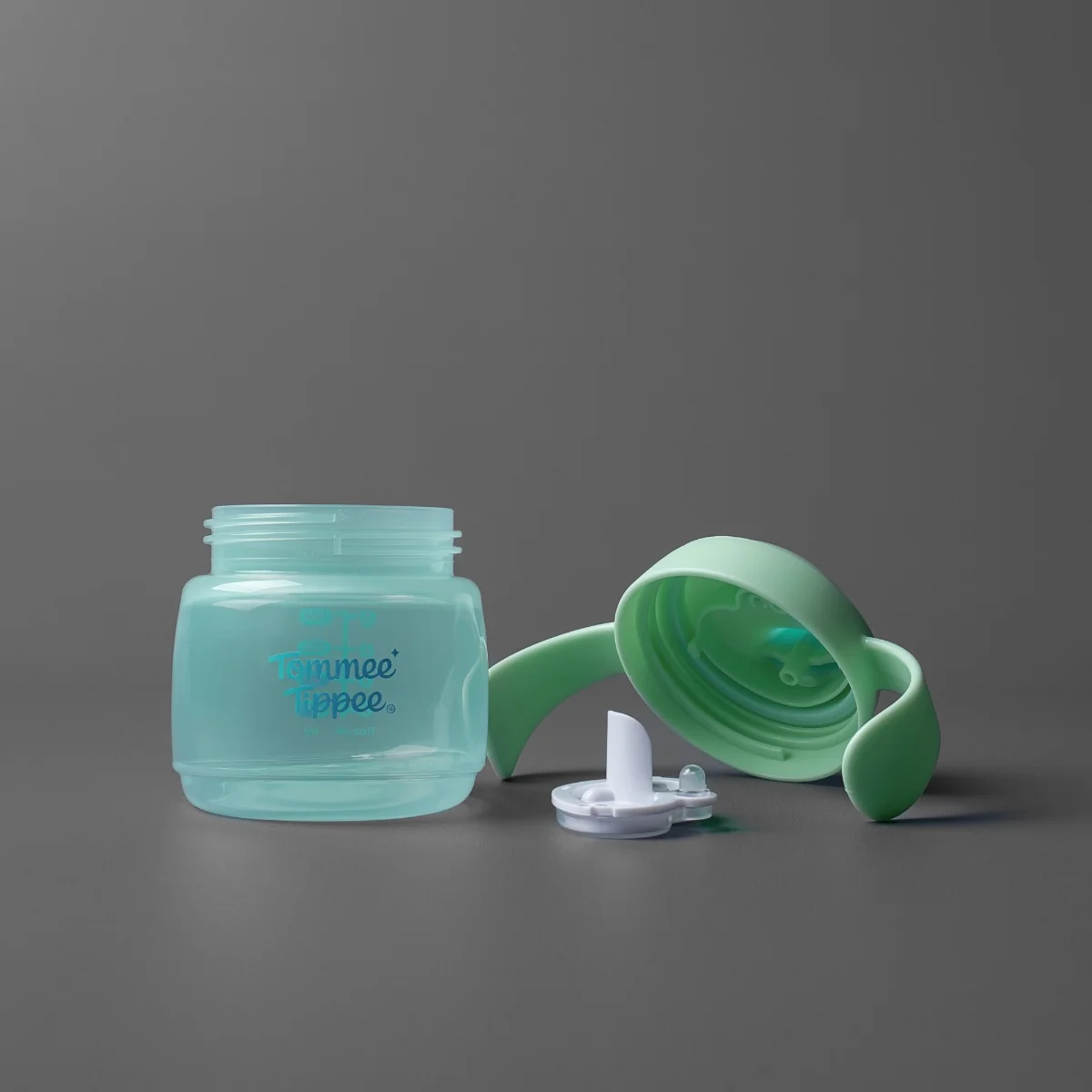 Tommee Tippee Startovací hrneček s hubičkou 4m+ 150 ml 1 ks více barev