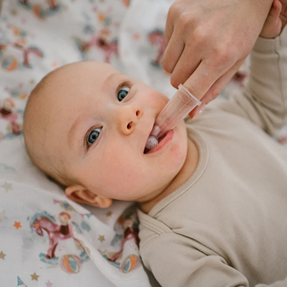 Babyono Sada silikonových zubních kartáčků na prst 0m+ 2 ks