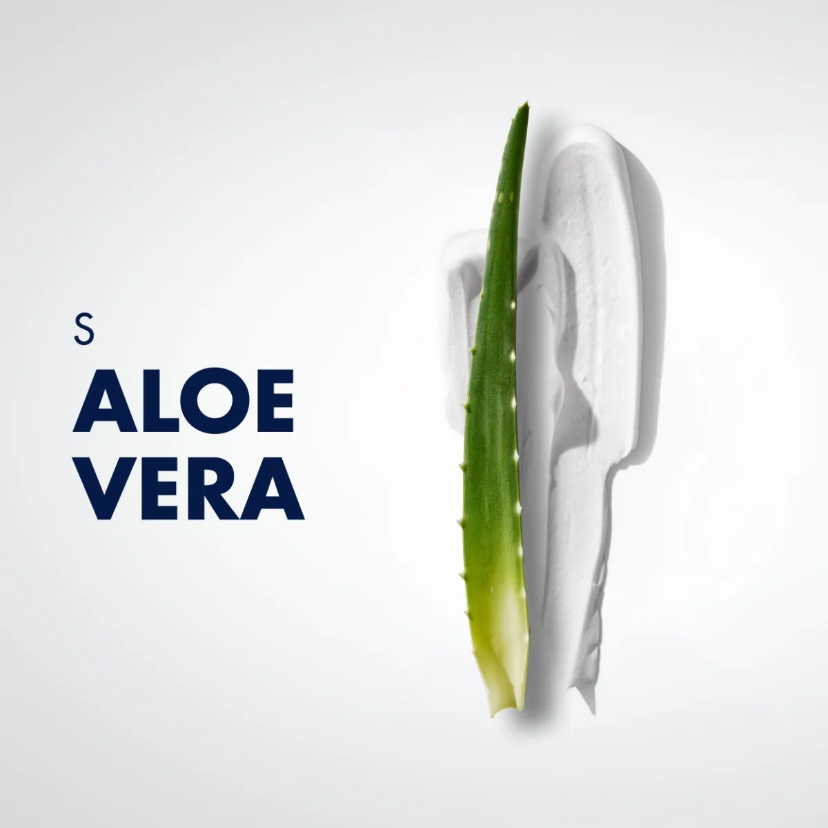 Gillette Series Sensitive pěna na holení 200 ml