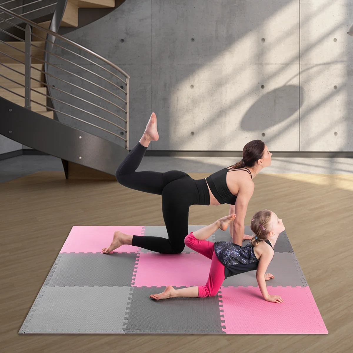 One Fitness Ochranná puzzle podložka MP10 růžovo-šedá