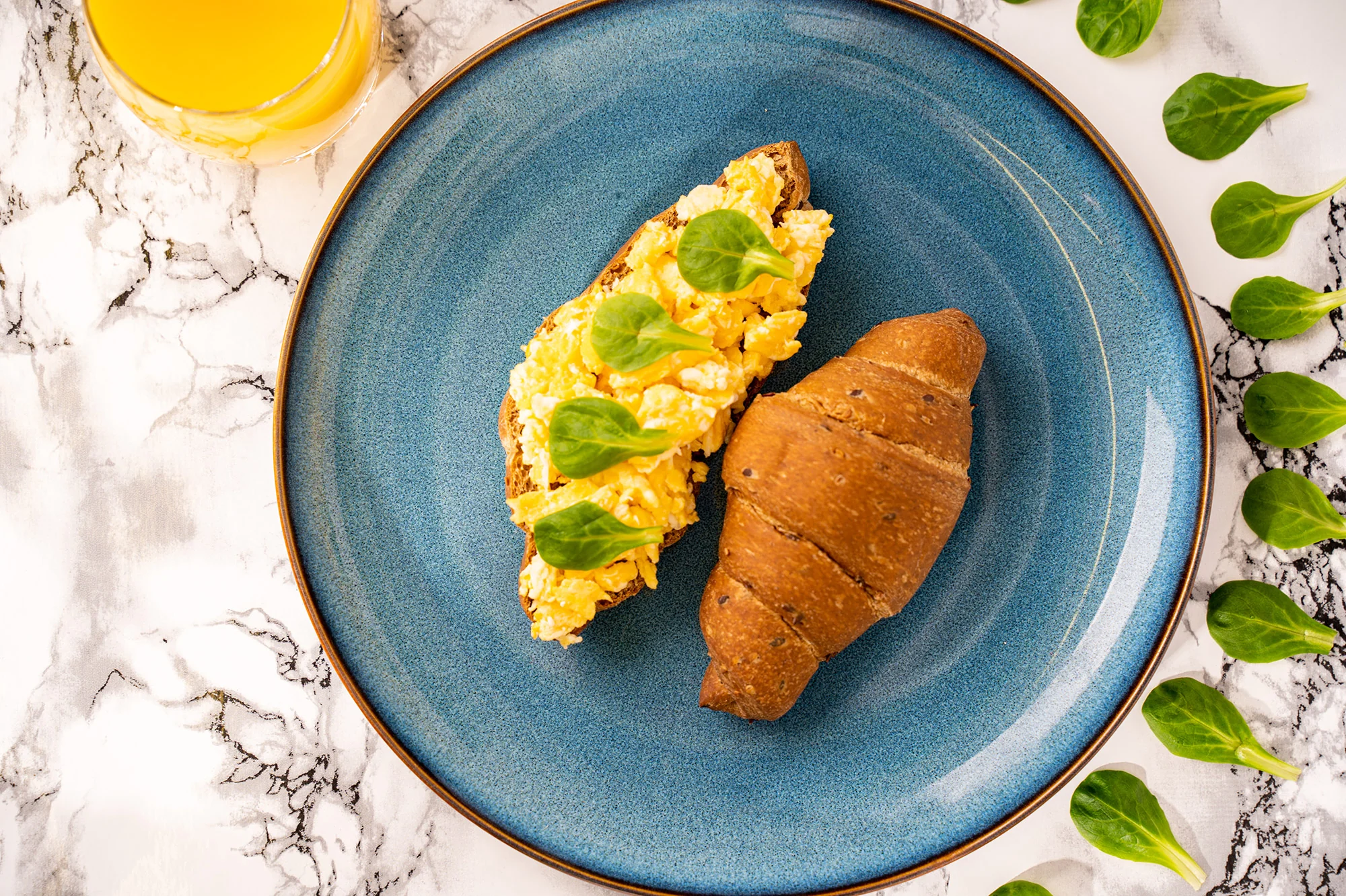 KetoDiet Slaný proteinový croissant - cereální (1 ks - 1 porce) 
