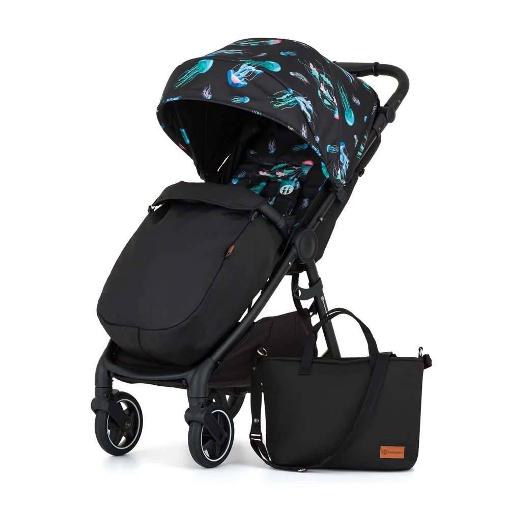 Petite&Mars Kočárek sportovní Royal3 Black Limited100 Jellyfish