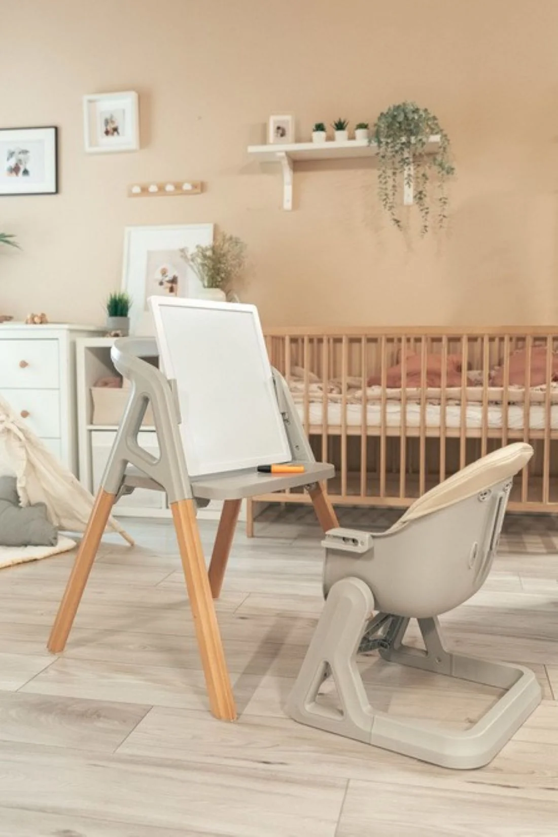 Caretero Jídelní židlička Smartee Beige 3v1