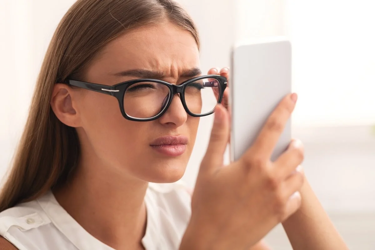 Astigmatismus – příznaky a léčba