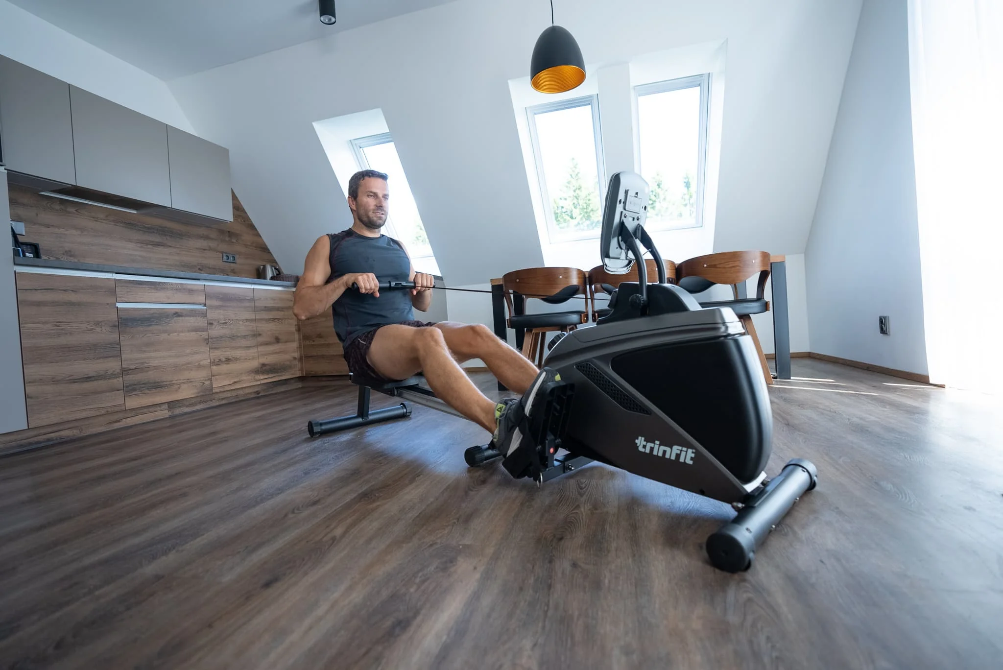 TRINFIT Veslovací trenažér Remo R300