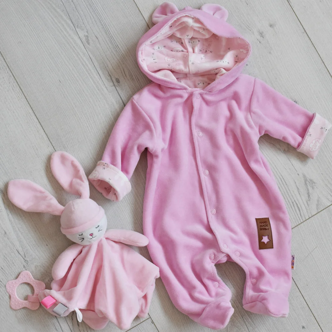 Baby Nellys Semiškový, velurový overal s kapucí Baby Nellys New Bunny, růžový, vel. 86