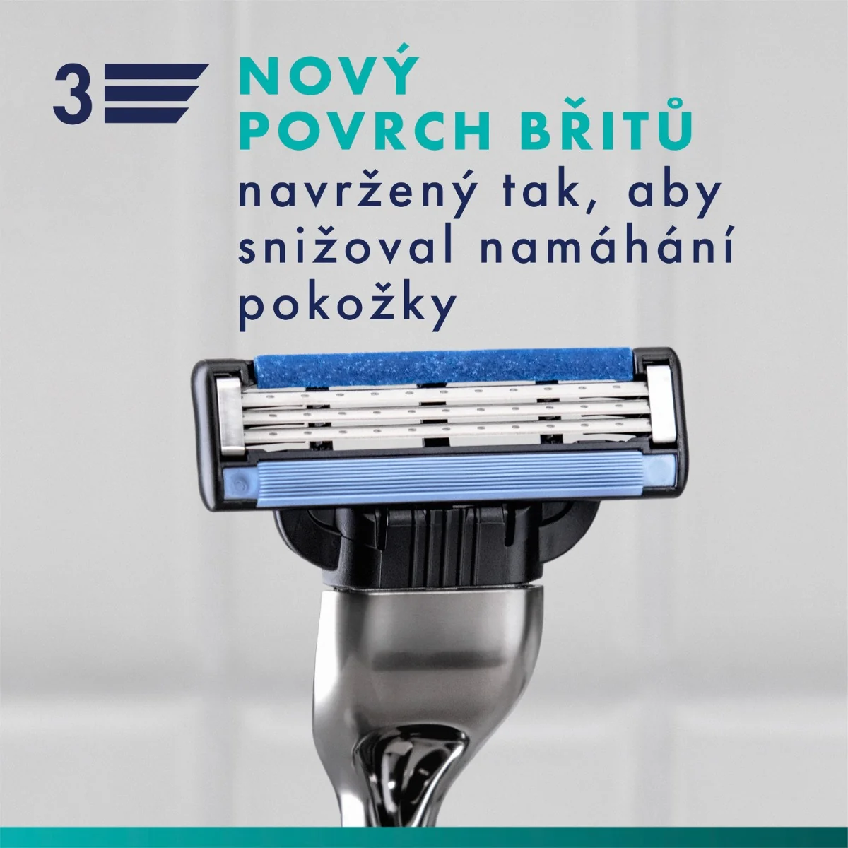 Gillette Xmass sada holicí strojek + 4 hlavice, taška a gel na holení 200 ml