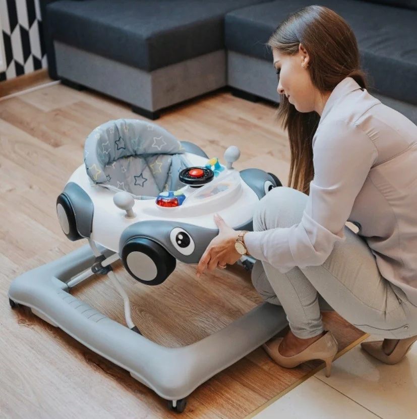 4 BABY Chodítko pro miminko Cars - červené