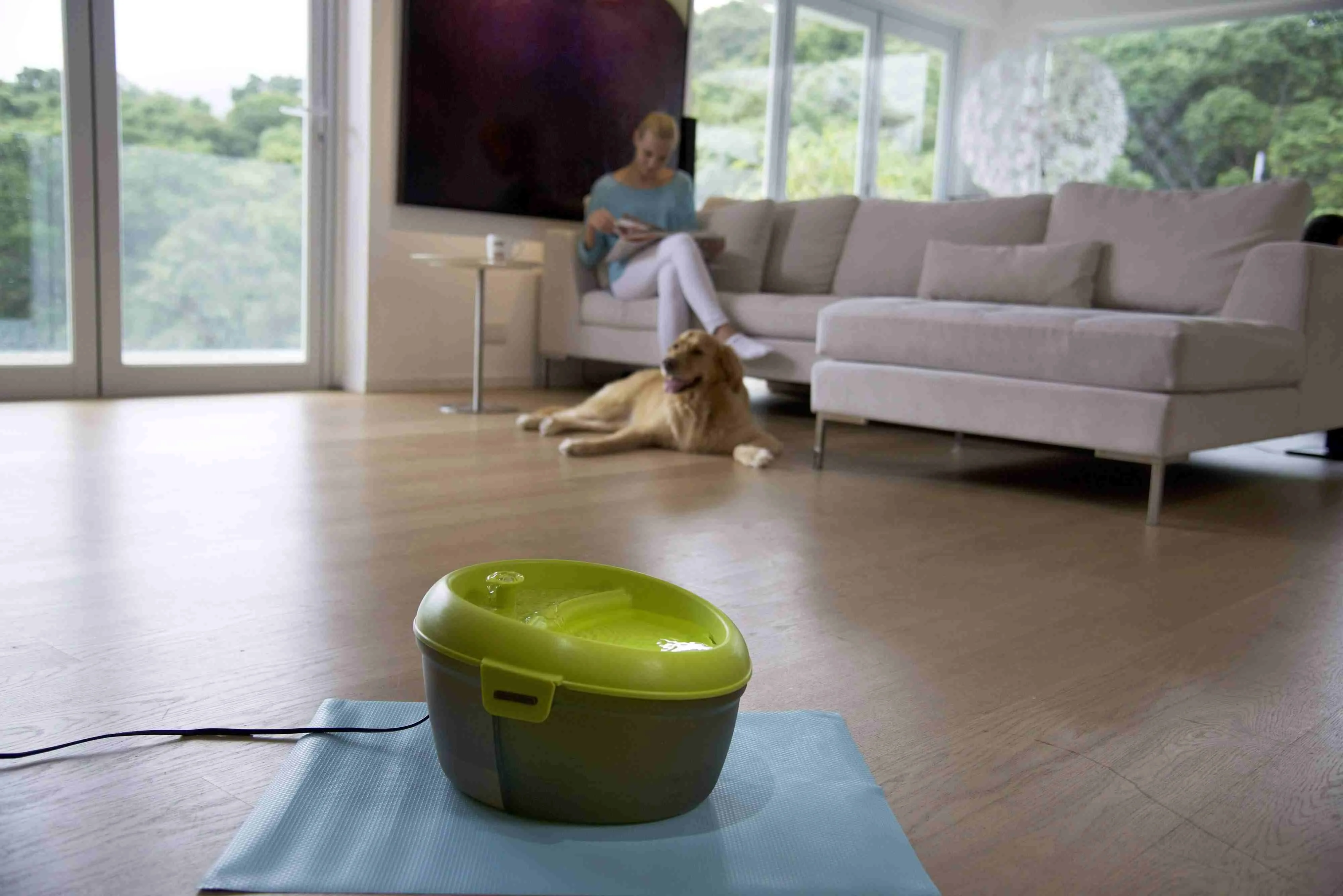 Akinu Dog H2O fontána pro psy 220V