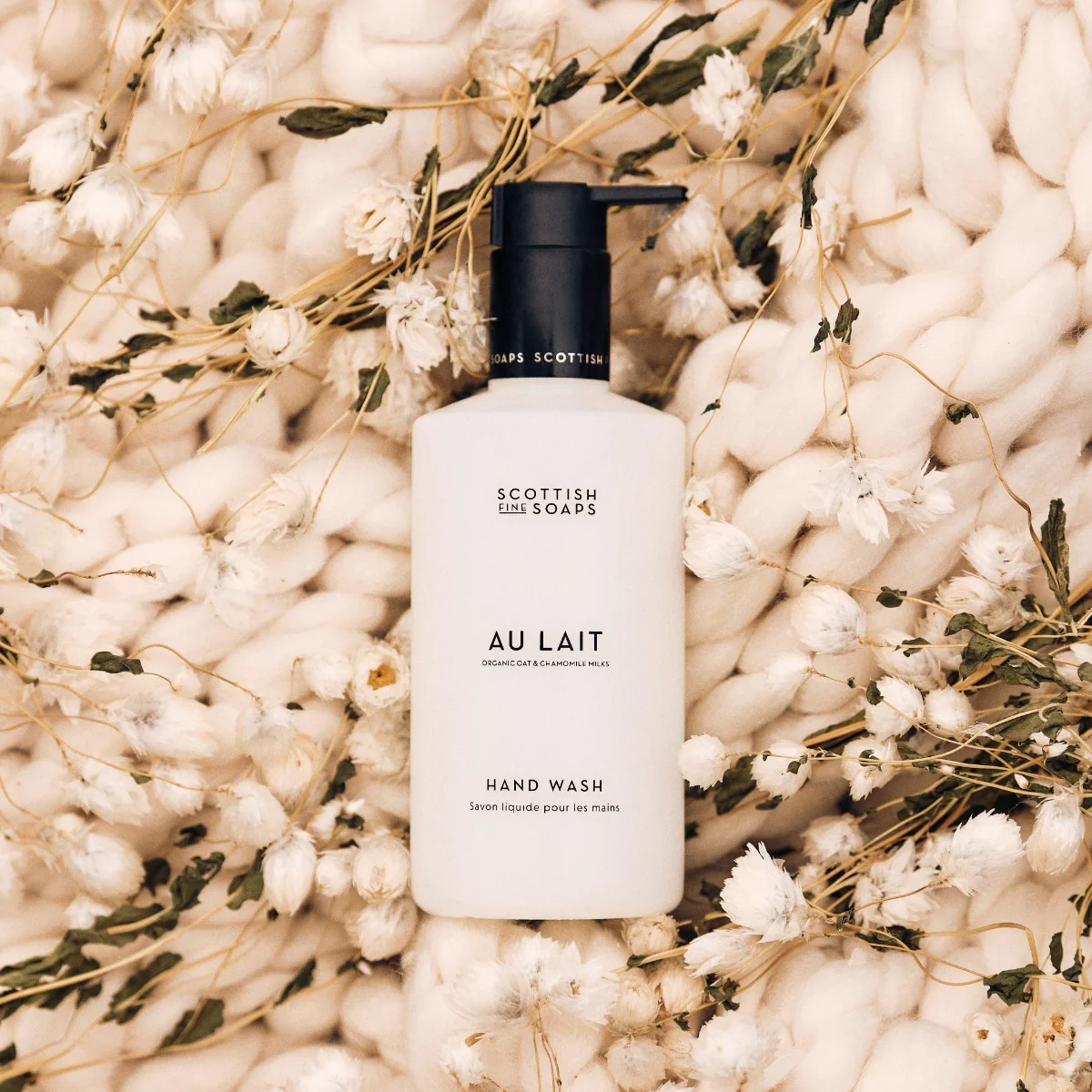 Scottish Fine Soaps Au Lait Tekuté mýdlo na ruce 300 ml