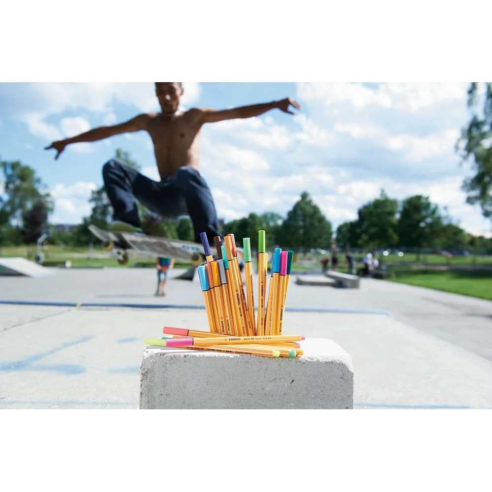 STABILO Jemný liner - point 88 Mini - 688/18-2 - 18 ks sada - 18 různých barev