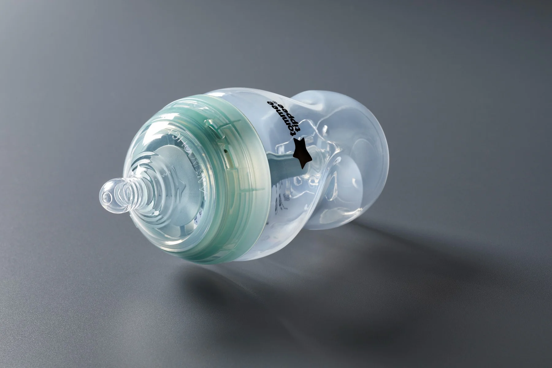 Tommee Tippee Advanced Anti-Colic Samosterilizační kojenecká lahev Pomalý průtok 0m+ 260 ml 3 ks