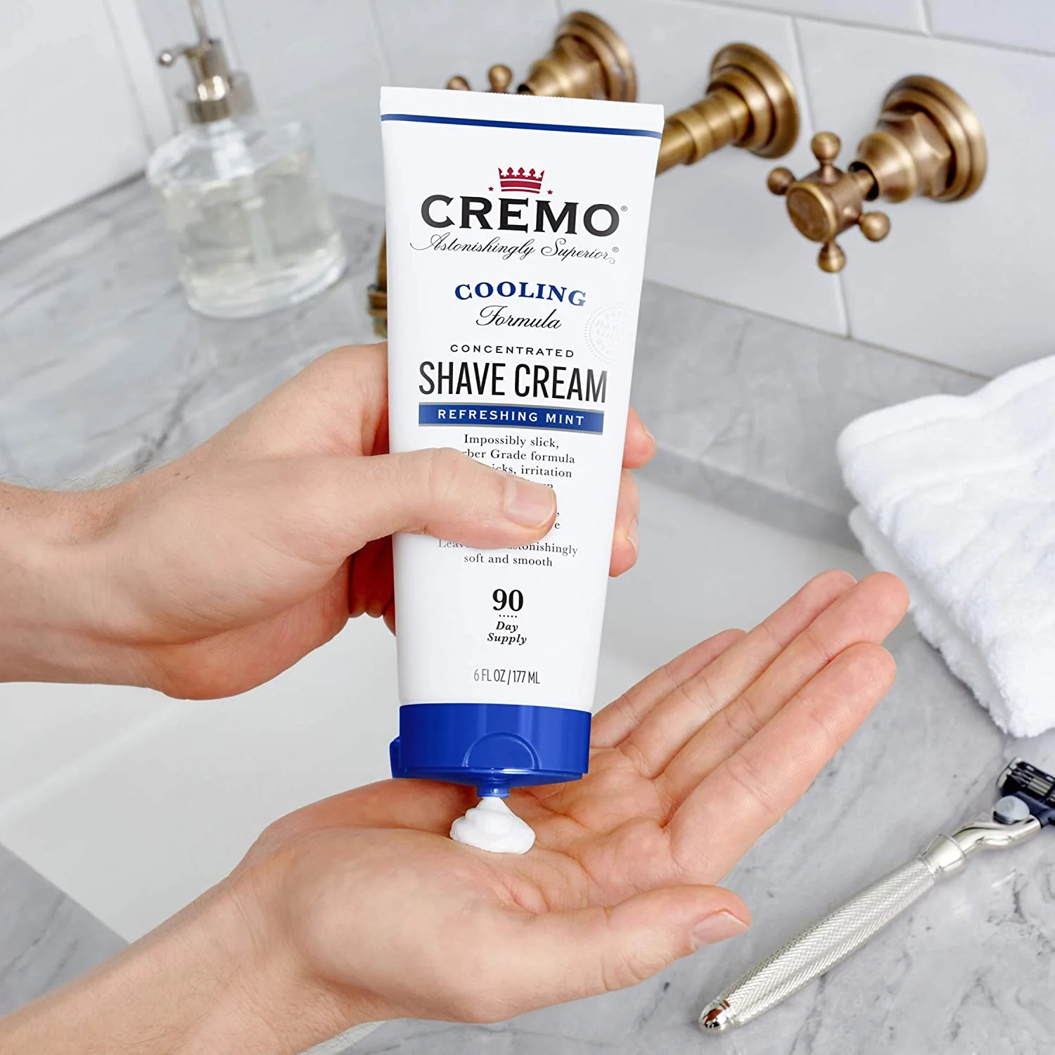 Cremo Refreshing Mint krém na holení pro muže 177 ml