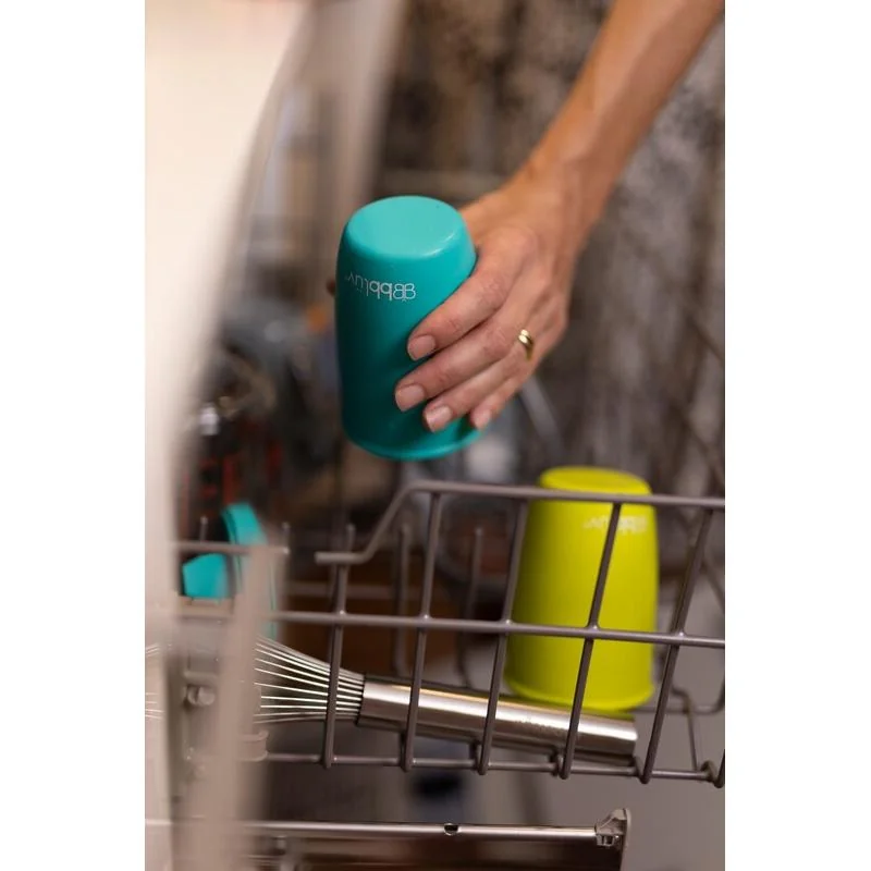 Bblüv silikonový hrníček Sippy Küp Aqua