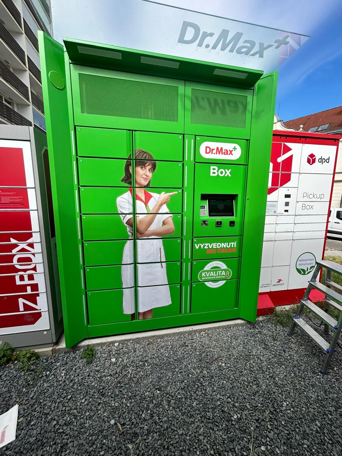 Dr. Max Box Praha, Pod Altánem