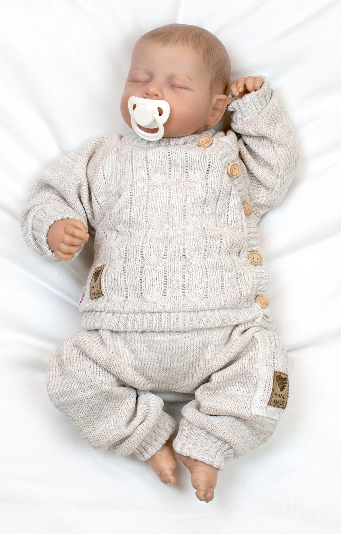 Baby Nellys Pletený svetřík a kalhoty s kapsou Hand Made 2D, Nature, Vel. 74
