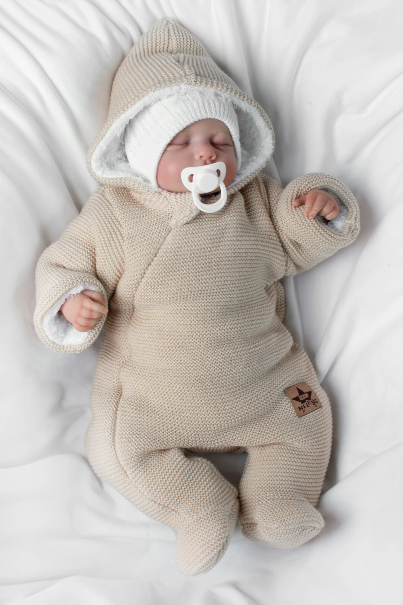 Baby Nellys Zimní pletená kombinézka/overálek s kapucí béžová, capuccino