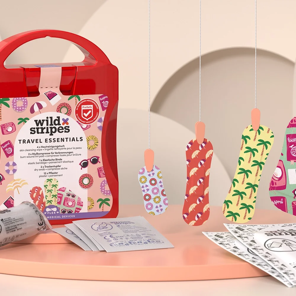 Wild Stripes First Aid Kit Travel mini lékárnička 21 ks