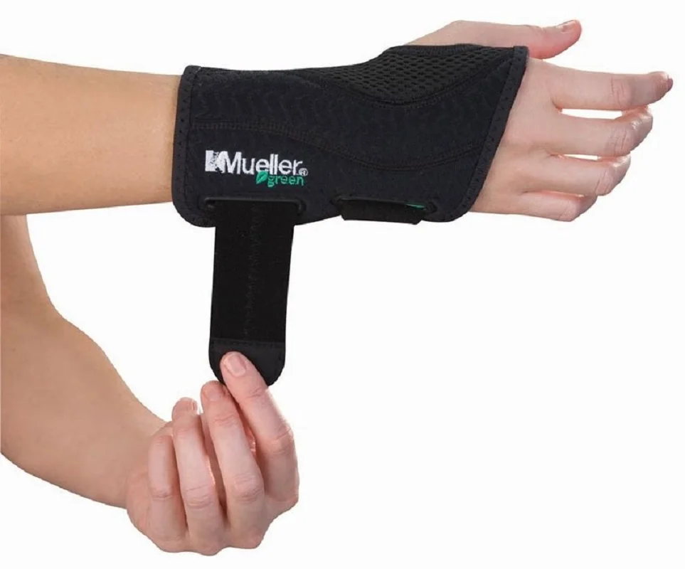 Mueller Ortéza na zápěstí Fitted Wrist Brace, Velikost: L/XL, Pravá