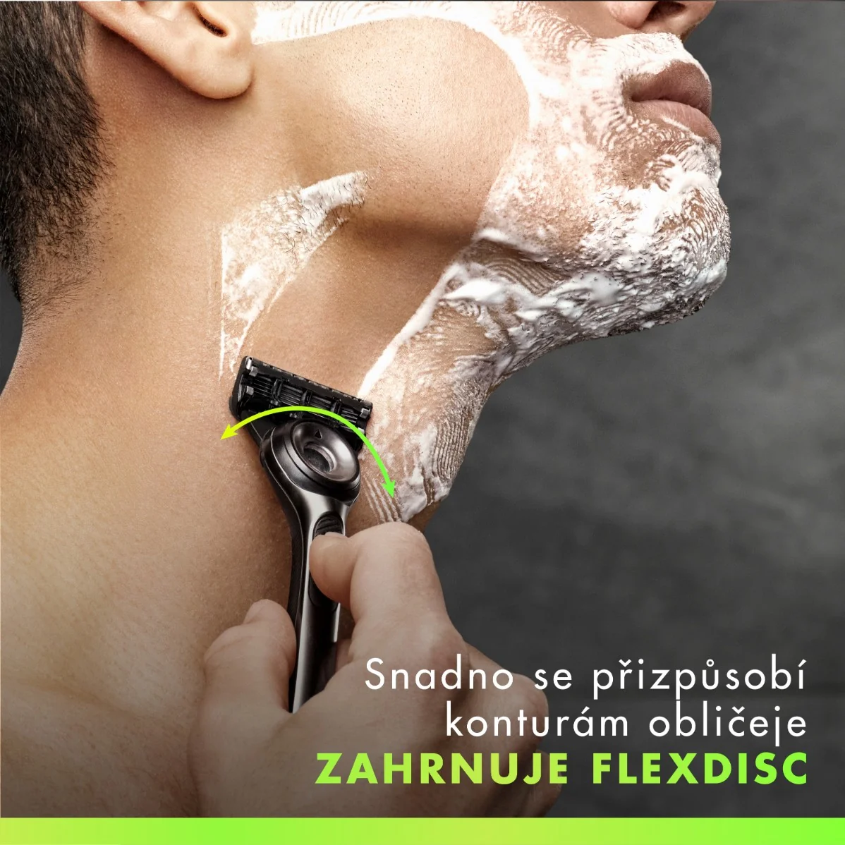 Gillette Labs Holicí strojek + hlavice + nástěnný držáček