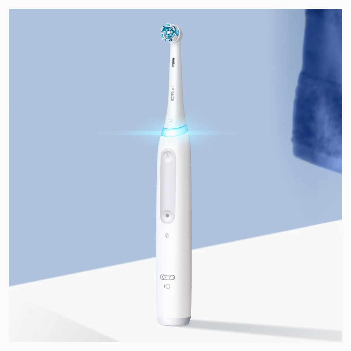 Oral-B iO Series 4 Quite White elektrický zubní kartáček