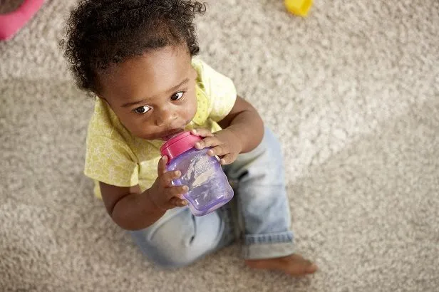 Philips Avent Classic Hrnek pro 1. doušky 260 ml 1 ks pro dívky
