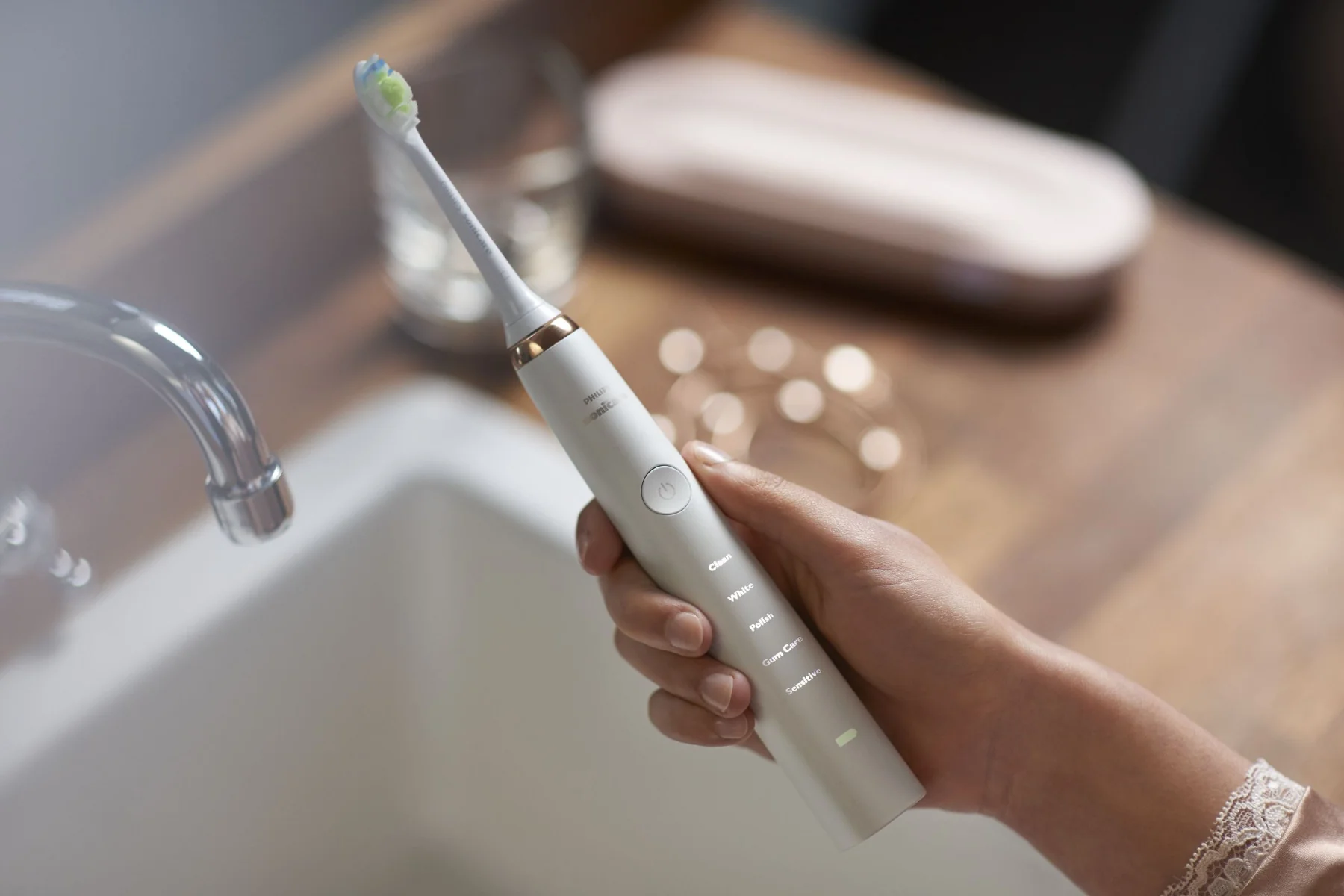 Philips Sonicare DiamondClean RoseGold HX9312/04 sonický zubní kartáček