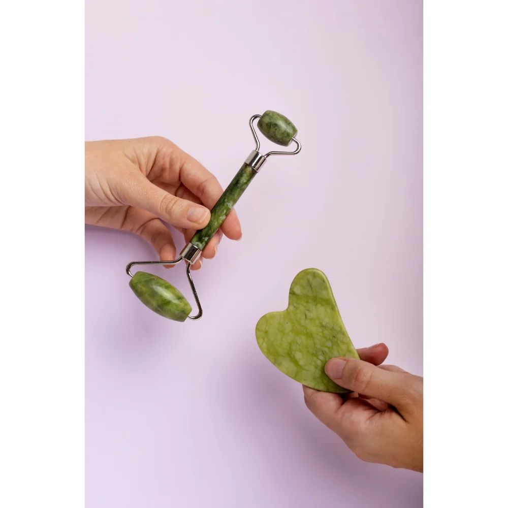 IDC Institute Nefritový masážní roller a Gua Sha kámen