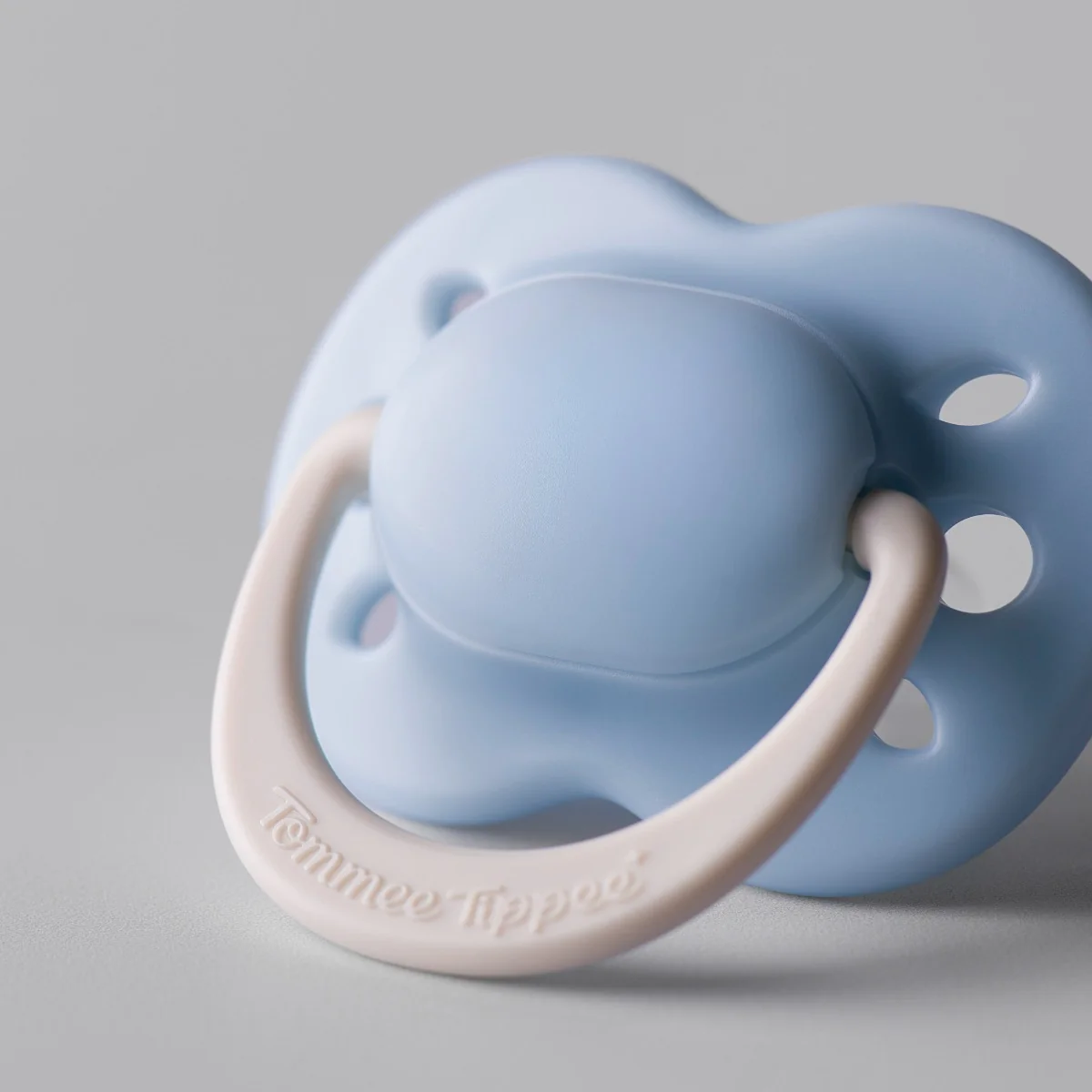 Tommee Tippee Silikonový dudlík Newborn Boy 0-2m 2 ks více barevných variant