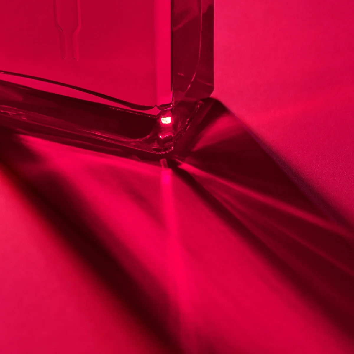 Nuxe Merveillance LIFT Zpevňující aktivující olejové sérum 30 ml