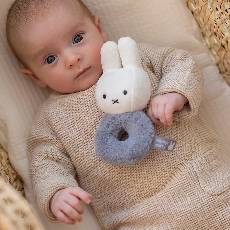Little Dutch Chrastítko králíček Miffy Fluffy Blue