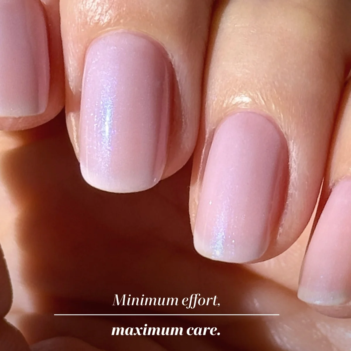 Londontown kur Illuminating Nail Concealer Lavender rozjasňující výživný lak na nehty 12 ml