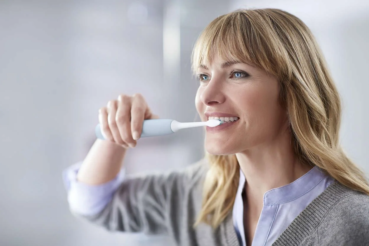 Philips Sonicare ProtectiveClean HX6803/04 elektrický zubní kartáček