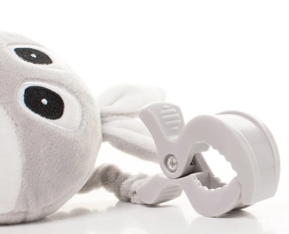 4 BABY Závěsná plyšová hračka s melodií, Rabbit, šedá