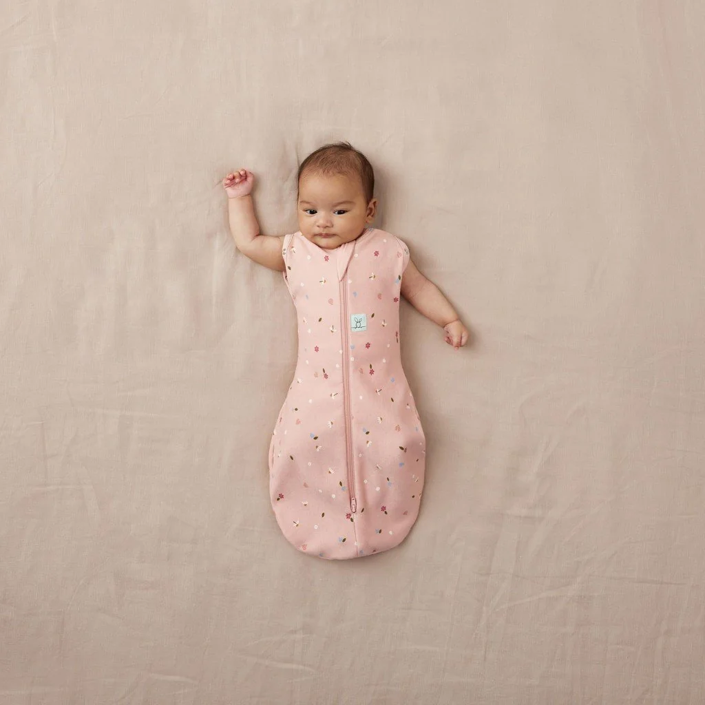 Ergopouch Zavinovačka a pytel na spaní 2v1 Cocoon Daisies 3-6 m, 6-8 kg, 0,2 tog