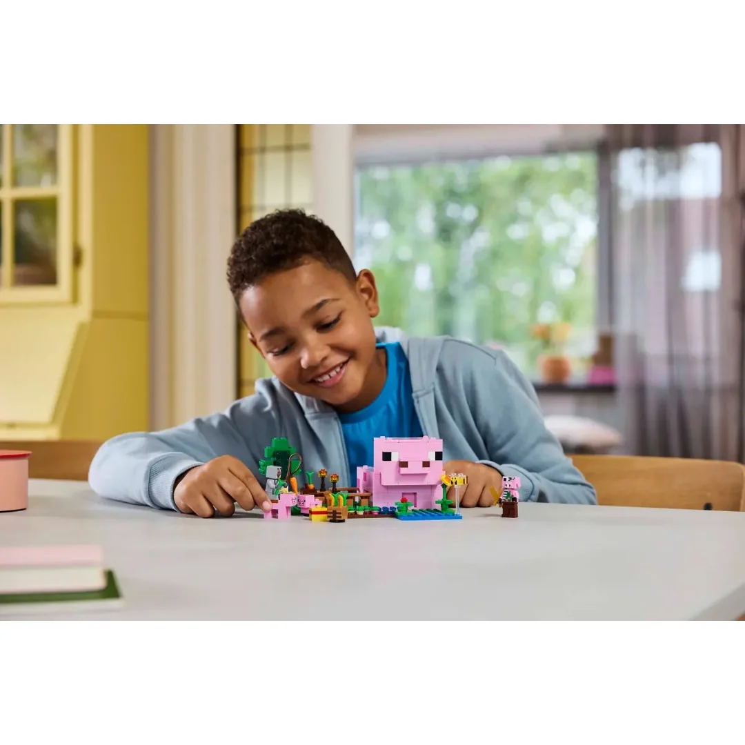 LEGO® Minecraft® 21268 Domeček Prasátka