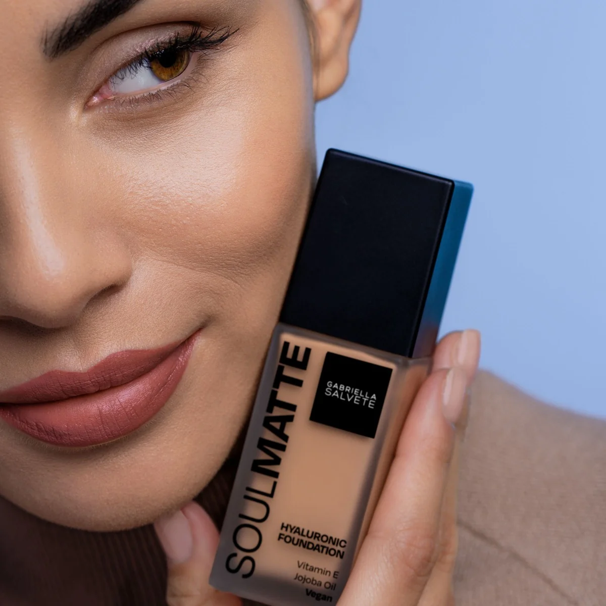 Gabriella Salvete Soulmatte Foundaton Hyaluronic 05 Warm Tan make-up 30 ml