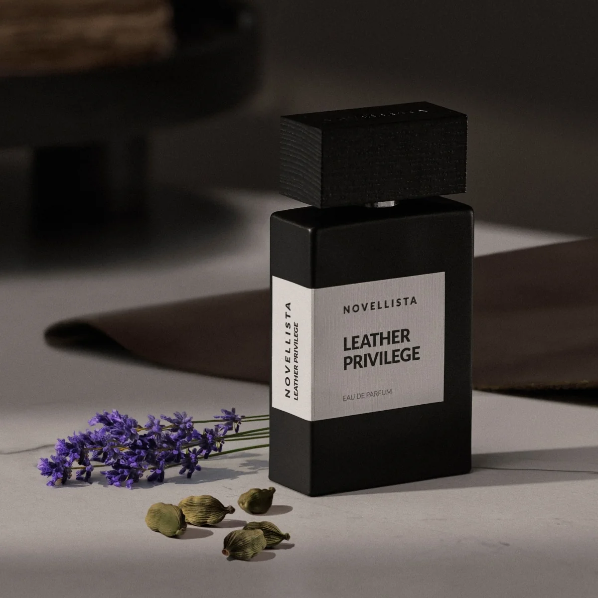 NOVELLISTA Leather Privilege parfémovaná voda unisex 10 ml