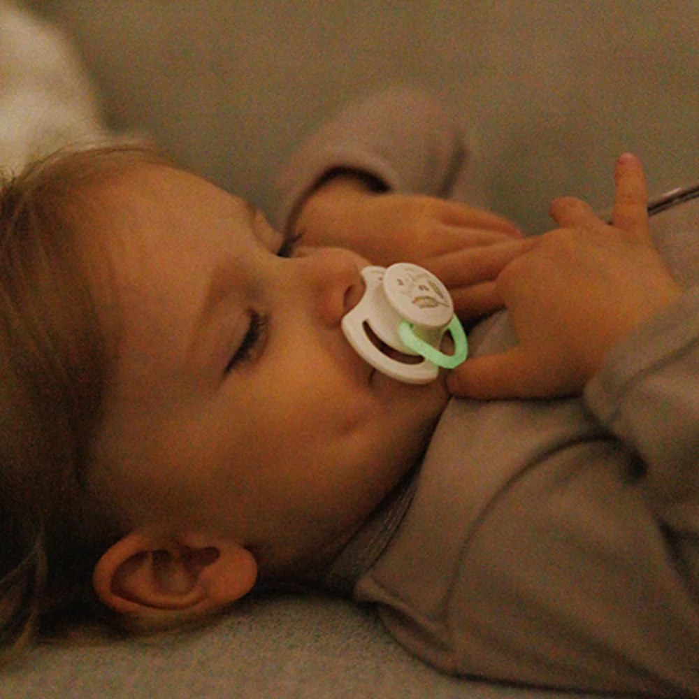 Babyono Dudlíky symetrické 18m+ 2 ks