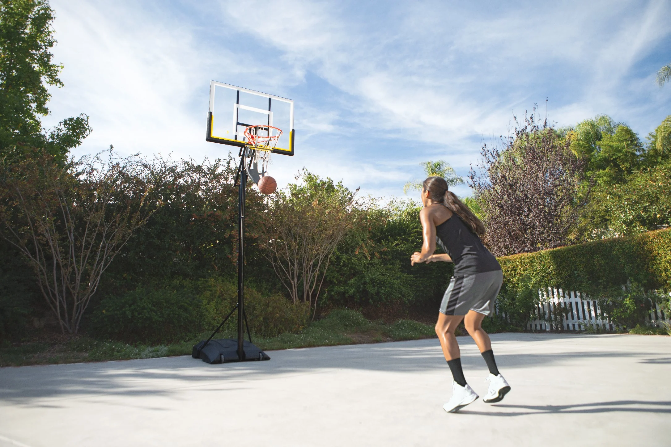 SKLZ Kick Out, vraceč basketbalových míčů
