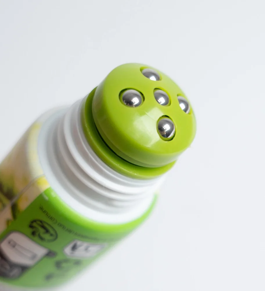 IDC Institute Chladicí gel s aloe vera s kuličkovým aplikátorem 50 g